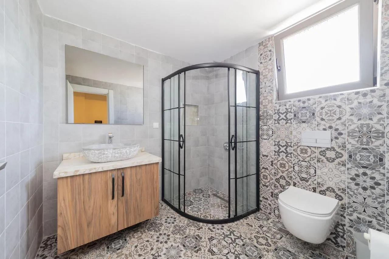 Luxury Villa With Private Pool Close To Lara Beach 0*, Antalya Turecko