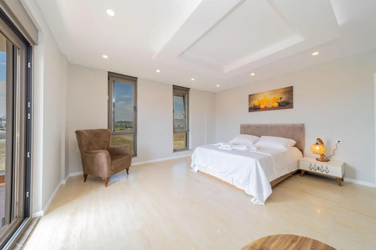 Luxury Villa With Private Pool Close To Lara Beach